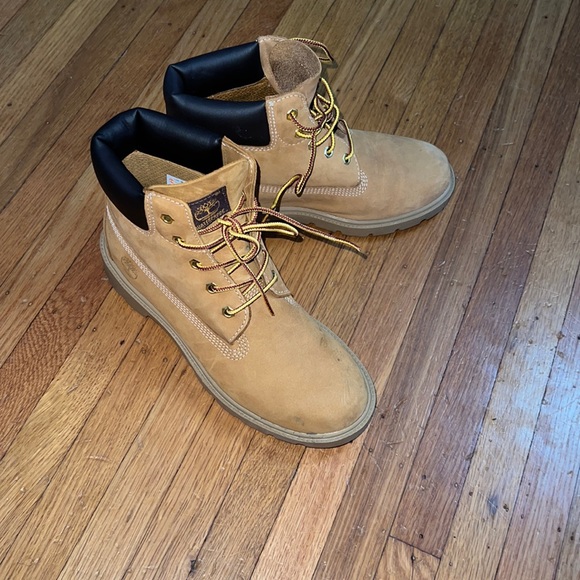 Wheat Timberland size 4.5 - Picture 1 of 5